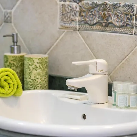 231 Parque Santiago 2 Bedroom 2 Bathroom, Wifi Apartment *