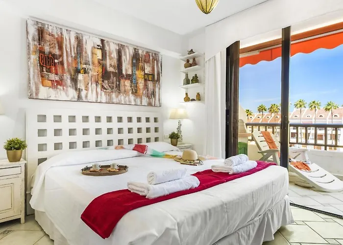 231 Parque Santiago 2 Bedroom 2 Bathroom, Wifi * Playa de las Americas (Tenerife)